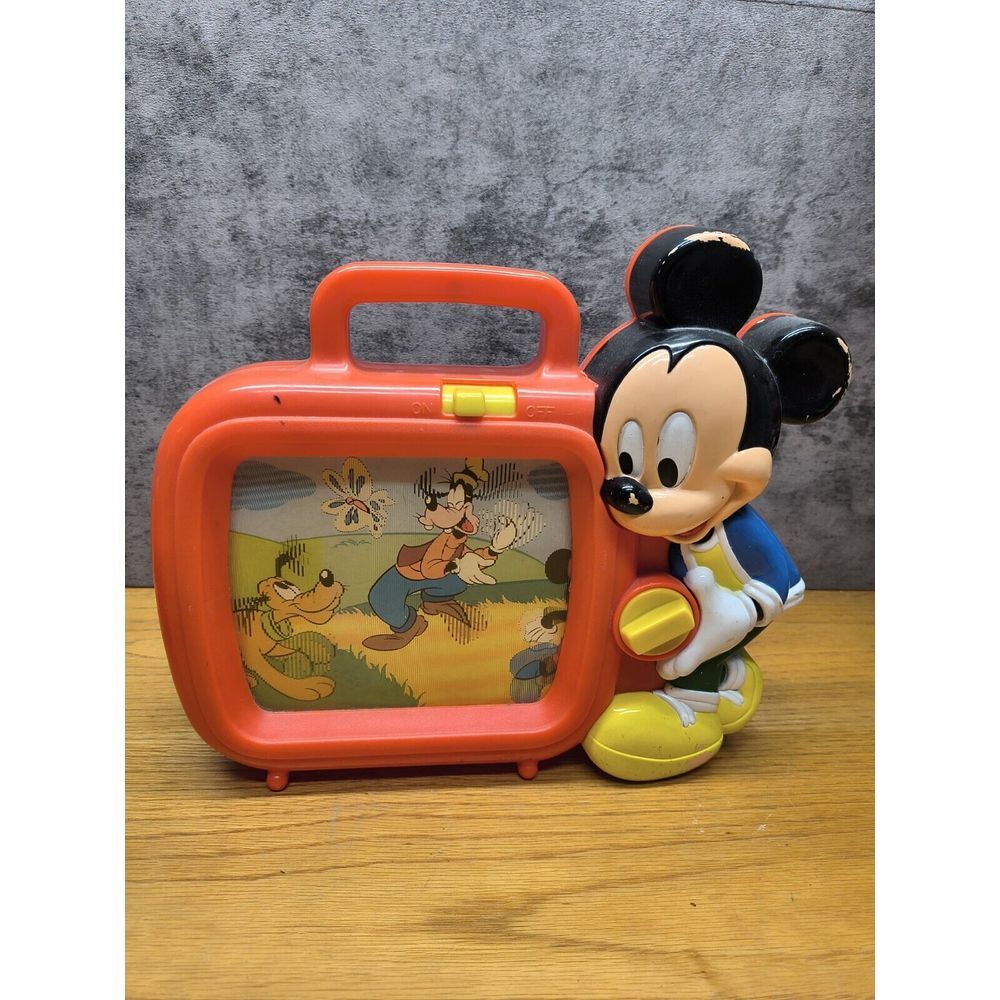 Mickey Mouse Musical Wind-up Tv